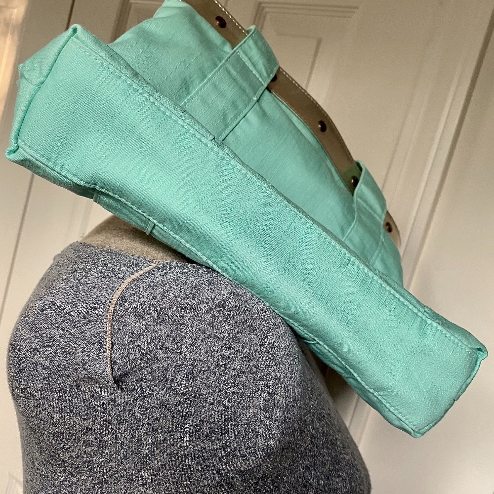 Betsy Johnson Small Canvas Tote Mint Green - Picture 4 of 4